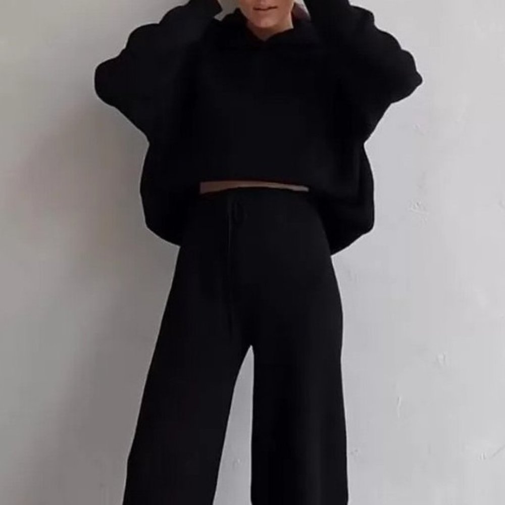 Black Women's Solid Colour 2-piece Lounge Sets